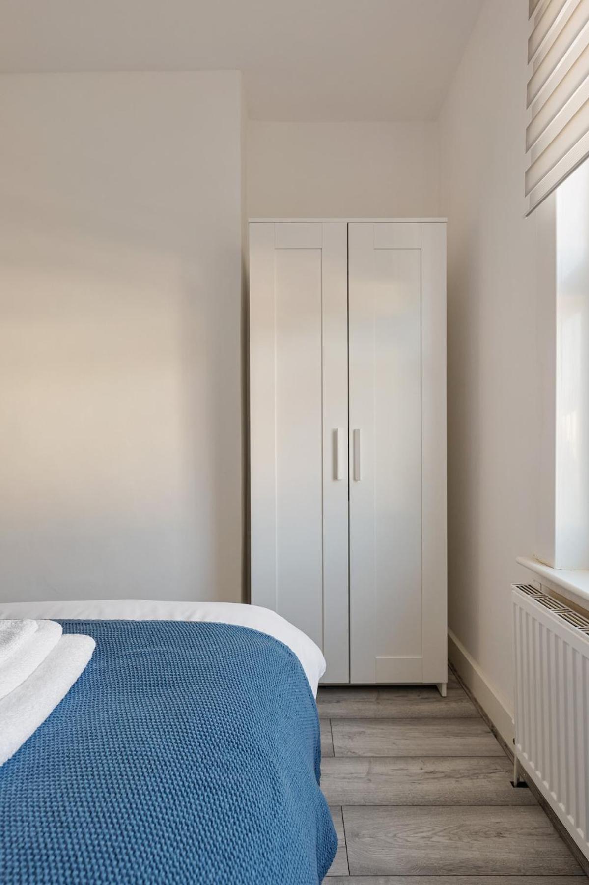Modern 4 Bedroom House In Woodgreen Appartement Londres